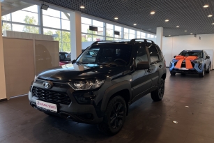 LADA NIVA TRAVEL