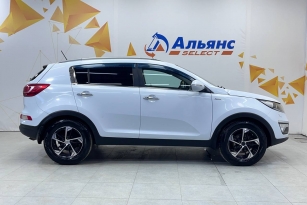 KIA SPORTAGE S
