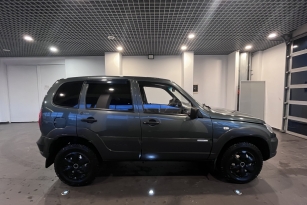 LADA NIVA