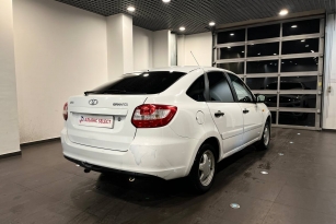 LADA GRANTA