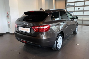 LADA VESTA