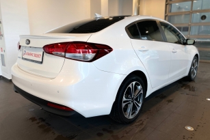 KIA CERATO