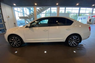 SKODA OKTAVIA