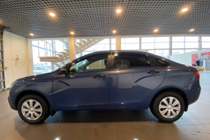 LADA VESTA