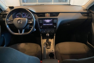 SKODA OKTAVIA