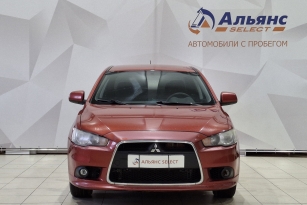 MITSUBISHI LANCER