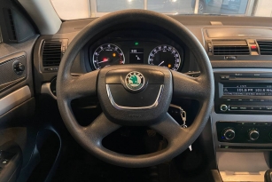 SKODA OKTAVIA