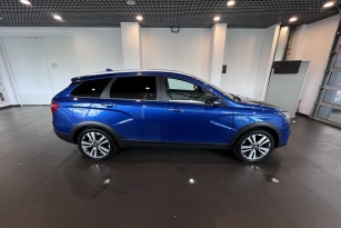 LADA VESTA
