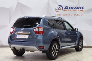 NISSAN TERRANO