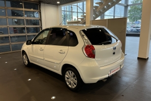 DATSUN MI-DO
