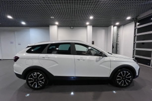 LADA VESTA