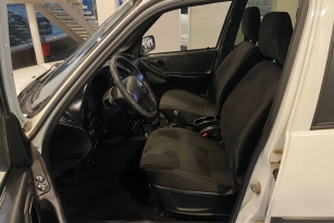 CHEVROLET NIVA