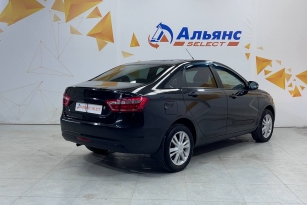 LADA VESTA