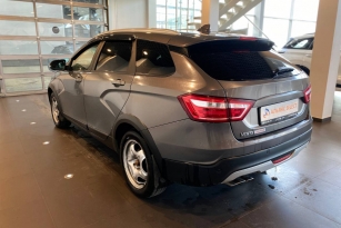 LADA VESTA
