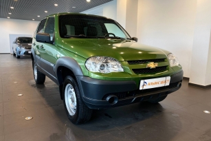 CHEVROLET NIVA