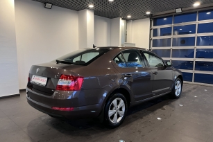 SKODA OKTAVIA