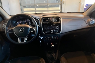 RENAULT LOGAN