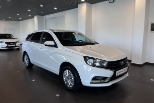 LADA VESTA