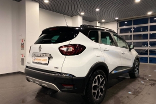 RENAULT KAPTUR