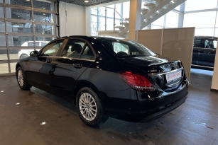 MERCEDES-BENZ C