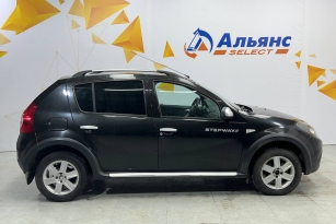 RENAULT SANDERO STEPWAY