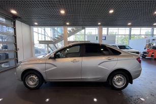 LADA VESTA