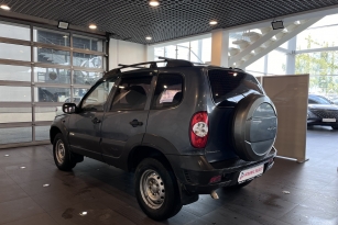 LADA NIVA