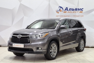 TOYOTA HIGHLANDER