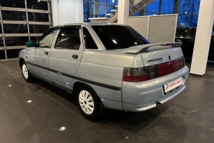 LADA 2110