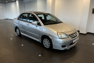 SUZUKI LIANA