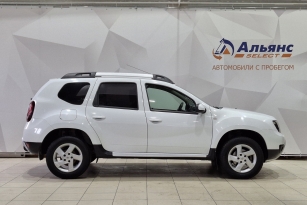 RENAULT DUSTER