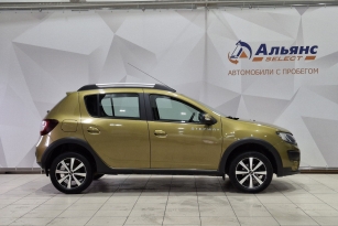 RENAULT SANDERO
