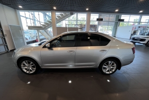 SKODA OKTAVIA