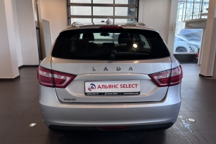 LADA VESTA