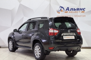 NISSAN TERRANO
