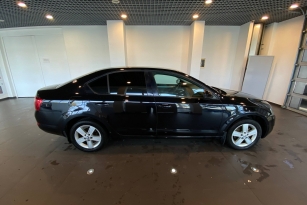 SKODA OKTAVIA