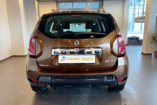 RENAULT DUSTER