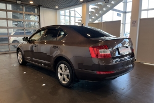 SKODA OKTAVIA