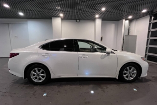 LEXUS ES250