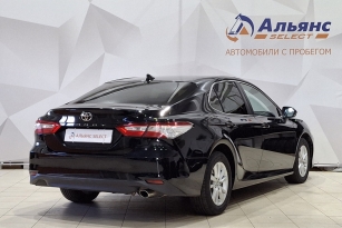 TOYOTA CAMRY