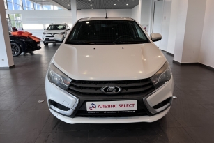 LADA VESTA