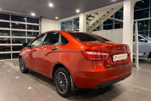 LADA VESTA