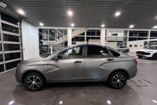 LADA VESTA