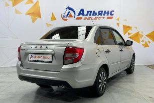 LADA GRANTA