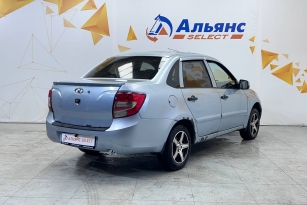 LADA GRANTA