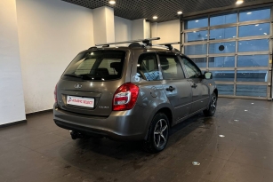 LADA KALINA