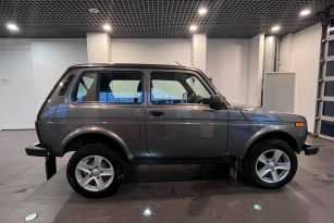 LADA 2121 (4X4)