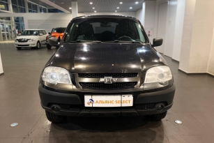 CHEVROLET NIVA