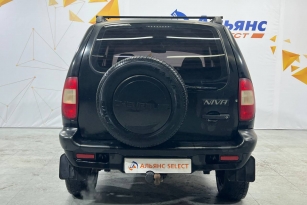 CHEVROLET NIVA