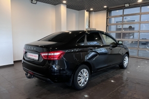 LADA VESTA
